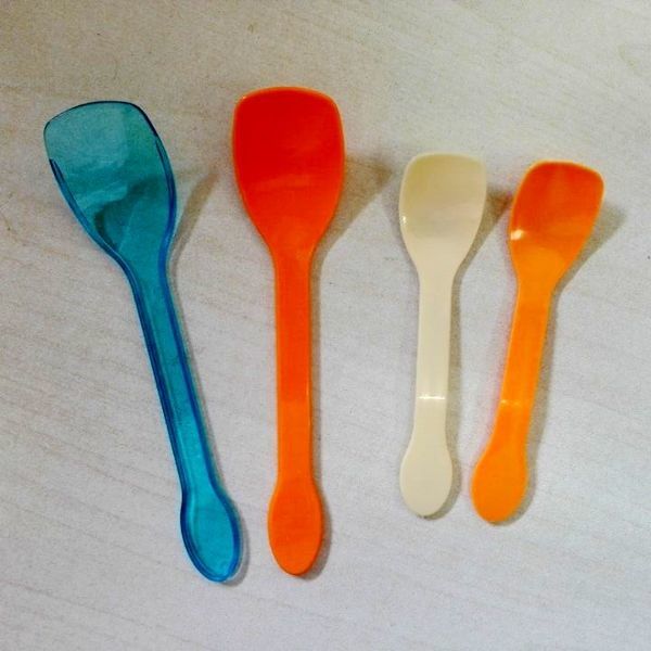 Sendok Es Krim Plastik Panjang Ditangani, Mini Es Krim Melayani Sendok Bahan Food Grade