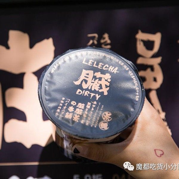 500ml Gelas Plastik Sekali Pakai Plastik Boba Gelas Bentuk Dengan Tutup Kubah Dan Sedotan