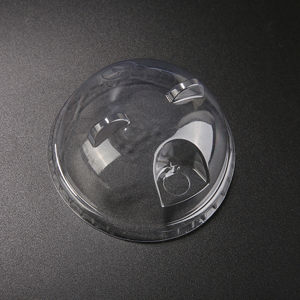 Bahan Plastik PP Cup Tutup Beruang Bentuk Tahan Panas Dengan Lubang X Untuk Sedotan