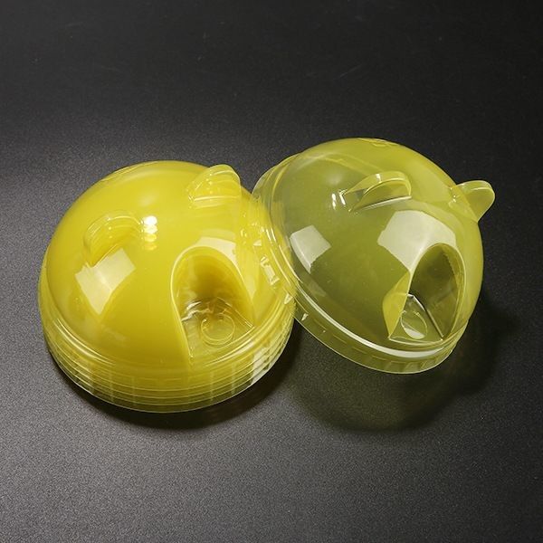 Bahan Plastik PP Cup Tutup Beruang Bentuk Tahan Panas Dengan Lubang X Untuk Sedotan